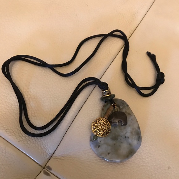 Beautiful Stone Necklace - Picture 3 of 5